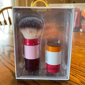 Isaac Mizrahi Retractable Powder Brush NEW